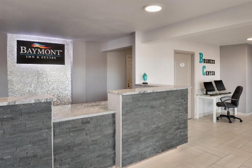 Baymont by Wyndham Des Moines North image 19