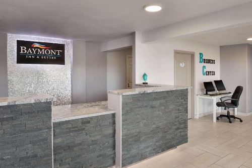 Baymont by Wyndham Des Moines North image 45